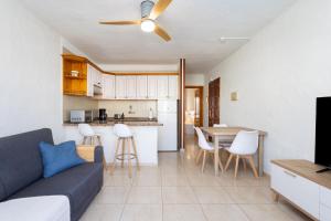 Home2Book Comfy Apt Pool & Terrace, Las Américas