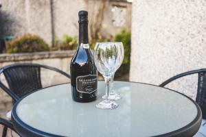 Bright House with Garden & Patio in Market Town