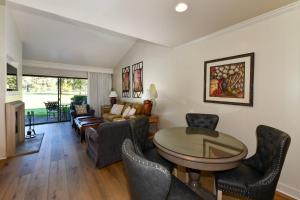 One-Bedroom Apartment room in 656 Cottages at Silverado condo
