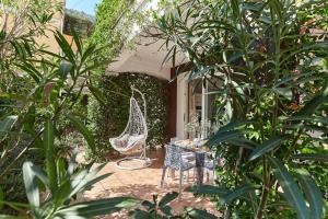 Cozy Apartment with Garden
