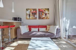 Cozy Apartment with Garden