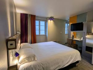 Hotels The Originals Boutique, Grand Hotel Saint-Pierre, Aurillac : photos des chambres