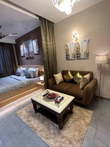 Cityscape heights on 36th floor