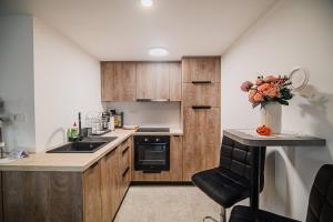 Apartment Trta with Vineyard View