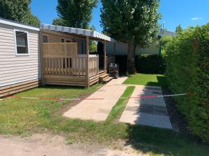 Mobil home gamme luxe 6 personnes camping 5 étoiles