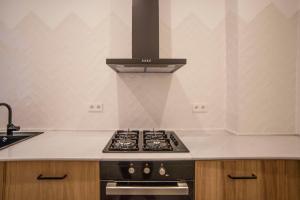 EG42B - Piso modernista 6 pax con WIFI en centro Barcelona