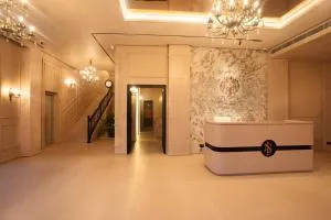 La Nature Hotels & Resorts - Sūjāngarh