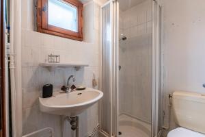 Chalets Chalet L-Abri - Pour 9 avec vue montagne : photos des chambres