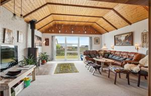 3 Bedroom Amazing Home In Ulfborg