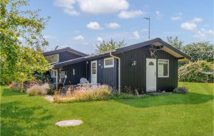 3 Bedroom Cozy Home In Sjællands Odde