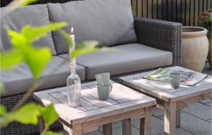 2 Bedroom Nice Home In Vejby