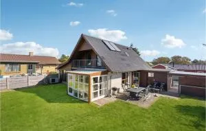 3 Bedroom Awesome Home In Nørre Nebel - Nymindegab