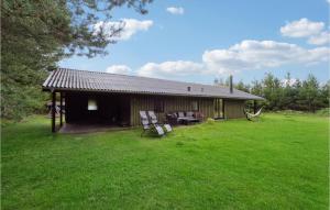 Three-Bedroom Holiday Home In Jerup