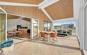 Awesome Home In Harboøre With Kitchen