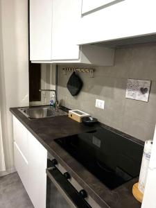 10 min da Navigli e centro, nuova e luminosa oasi 1p