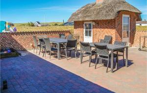 Nice Home In Harboøre With Kitchen