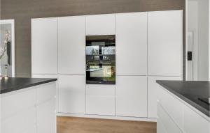 3 Bedroom Gorgeous Home In Hadsund