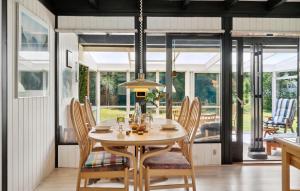 Gorgeous Home In Gørlev With Wifi