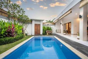 Bens Mertanadi Villa Two-Bedroom with Private Pool Kuta