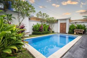Bens Mertanadi Villa Two-Bedroom with Private Pool Kuta