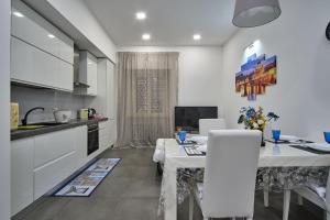 NEW! Roman Best Stay