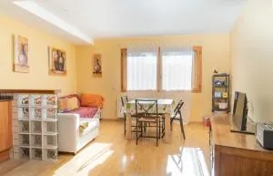 Apartament a Gombrèn Girona amb vistes a la natura - Castellar de NʼHug