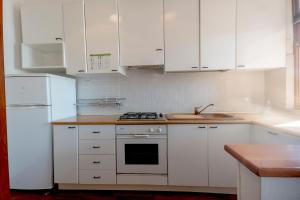 607 - Bellissimo quadrilocale in centro a Numana, aria condizionata, portico, vista mare spettacolare e garage - SPIAGGIA WHITE BEACH CLUB OMAGGIO dal lun al ven FINO AL 02-08