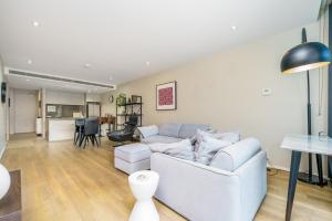 Elegant Apartment in Kingston Foreshore - Hosted by Canstay