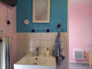Maisons de vacances Aux Roses : photos des chambres