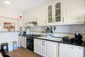 Cosy Apartment With Pool 2