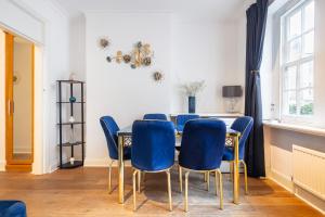 Elegant Three Bed Apt in The Heart of Marylebone