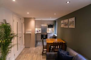 1 Bedroom Apartment by Primal Estates Short Lets in Brighton