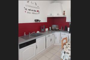 Maisons de vacances Villa pour 6 pers - vue mer - 5 min d-un site magnifique - Lanmodez - Paimpol, Cotes d-Armor, Bretagne : photos des chambres