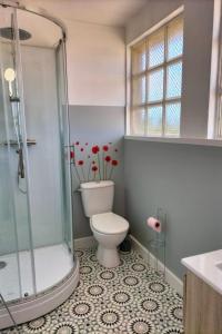 Maisons de vacances Villa pour 6 pers - vue mer - 5 min d-un site magnifique - Lanmodez - Paimpol, Cotes d-Armor, Bretagne : photos des chambres