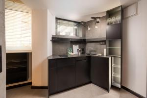 Powiśle Riverside Haven Apartment by BookingHost