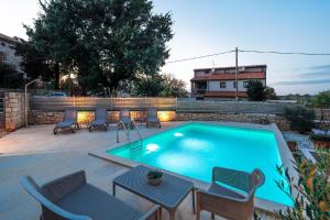 Charmante Villa Crystal mit Pool, bis 5 Personen 