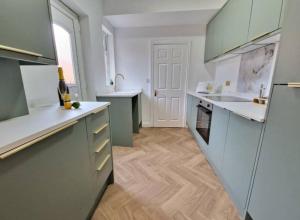 FREE Parking 2BR Flat in Gateshead