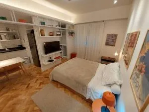 Copacabana Posto 6 próximo ao Arpoador - Copcbna