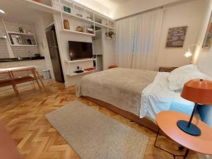 Copacabana Posto 6 próximo ao Arpoador