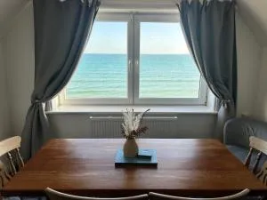 Dream Beach - Overcombe