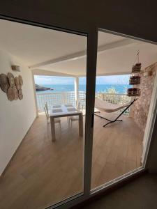 Appartamento fronte mare