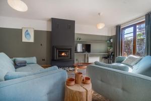 Host2U New Inn 2 BD, Fireplace, Free parking