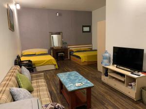 Fam Friendly-Center Old Quater-Super Location 48BN