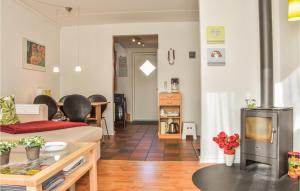 2 Bedroom Lovely Apartment In Lemvig