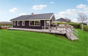 Three-Bedroom Holiday Home In Hejls - 4-star hotels in Hejls