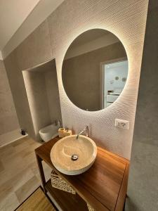 HV Suites TRIBUNALIUM