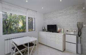 Bright & Cozy 1BD Apartment close to South Park by Flat Mаnager