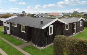 Stunning Home In Juelsminde With Wifi