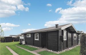 Stunning Home In Juelsminde With Wifi