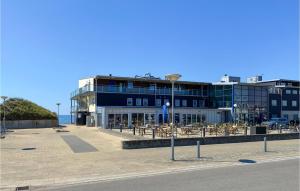 Awesome Home In Falkenberg